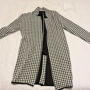 Long Houndstooth Cardigan